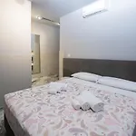 Mia Bella Capri *